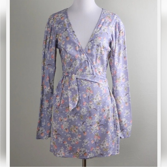 Weworewhat Blanca dress  NWT size large - Picture 9 of 10